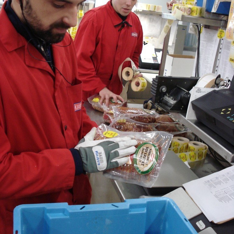 Allt á fullu í tiltektinni.