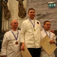 T.v. Hallgrímur, Jóhannes og Viktor