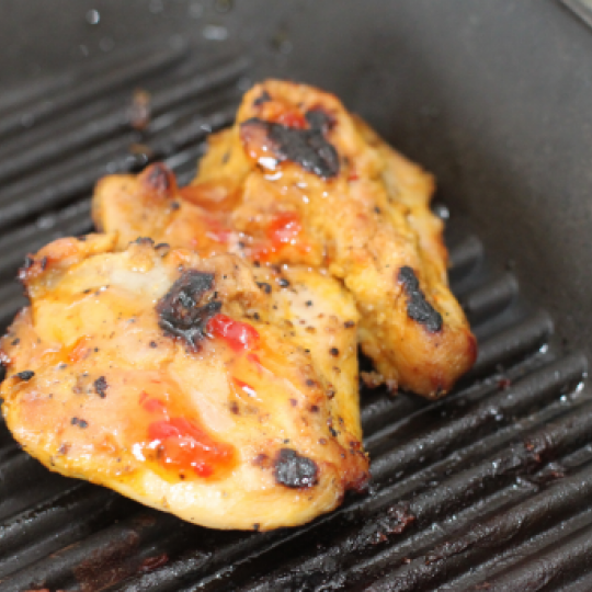 Volgt kjúklinga salat með salthnetum